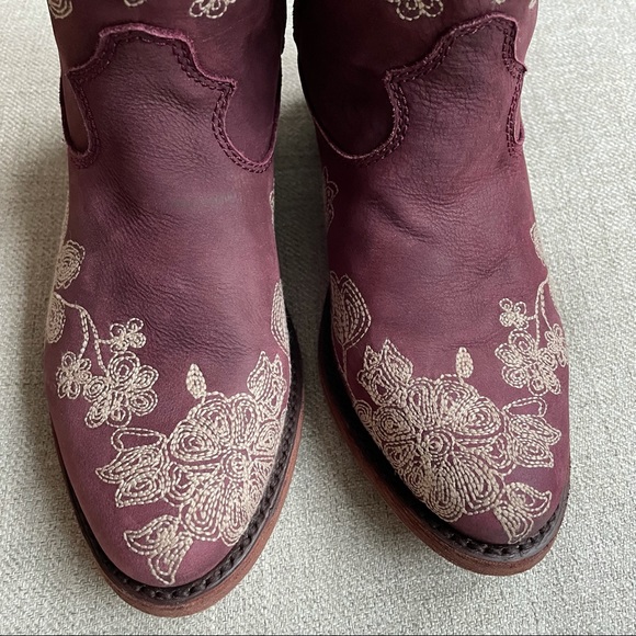 Liberty Black Embroiled Pressed Blossom Cowgirls Boots - Picture 7 of 15